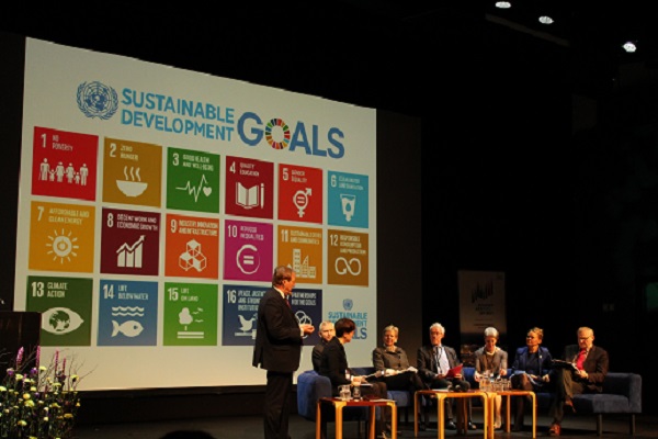A panel discussion on “Sustainable Development-What kind of Arctic do we want?” in Arctic Spirit Conference. DF Photo.