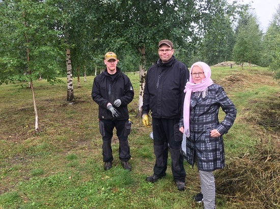 Arctic Centre Event Coordinator Kivilahti Raija, Head Gardener Mikko Helenius and Environment Specialist Tuomas Määttä.at the Arctic  Garden. DF Photo.