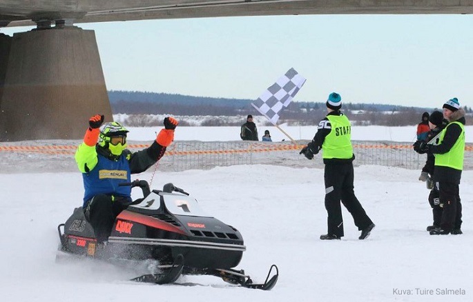 Kelekkakisa by Tuire Salmela.