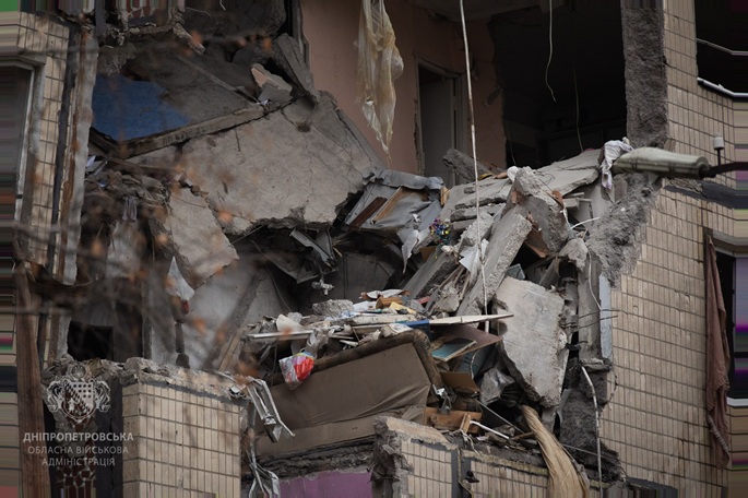 4 killed, energy facilities damaged in Russian strikes on Ukraine