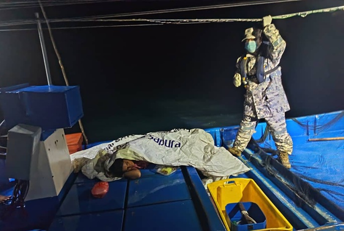 1 dead, 10 rescued after migrant boat capsizes off Malaysia-Thailand waters