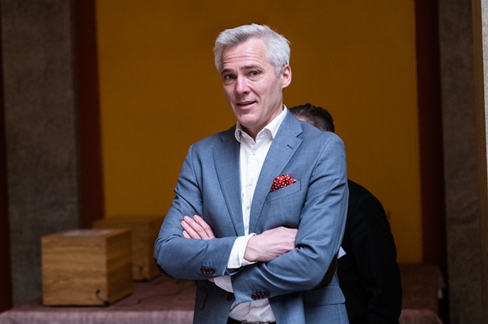 Adlercreutz’s trip to Greenland cancelled due to flight disruption