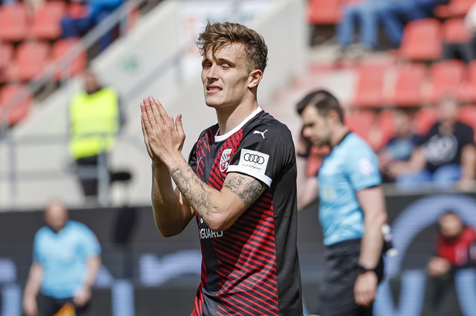Iran Nominate German Footballer Into National Team Squad