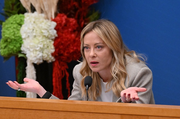 Italian PM condemns violation of ceasefire, urges reducing dependence on Washington