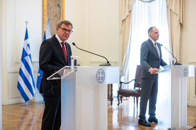 Germany to increase defence cooperation with Greece