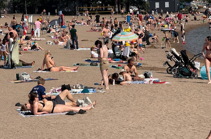 Finns warned of ultra violate radiation to avoid skin cancer risk