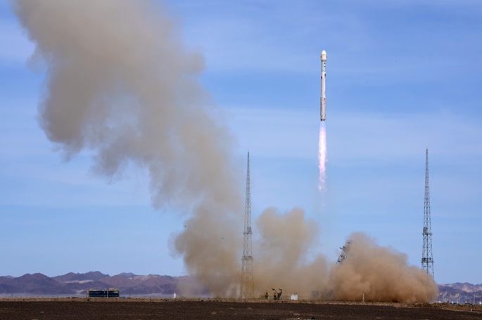 China successfully launches Zhuque-2E Y5 carrier rocket