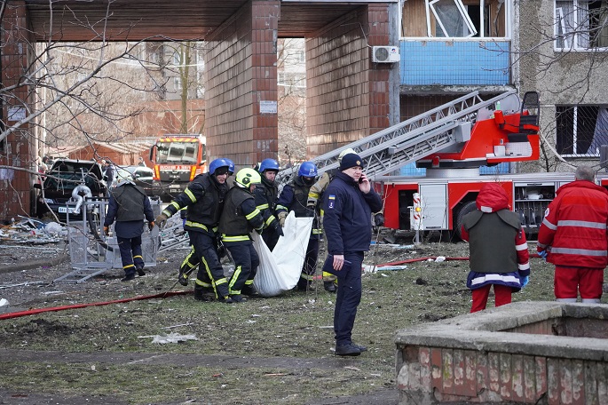 12 killed in Russia's large-scale strike on Kiev