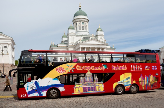 Elderly woman killed in bus accident at Helsinki centre