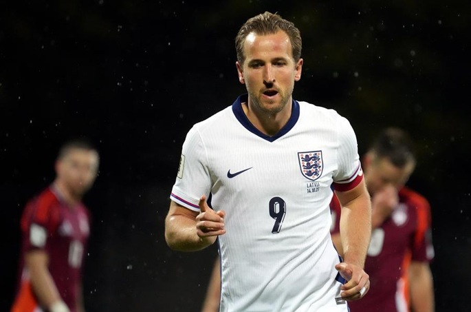 England coach Tuchel makes brave choices for tough