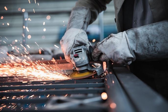 Industrial output drops by 2.6% in April