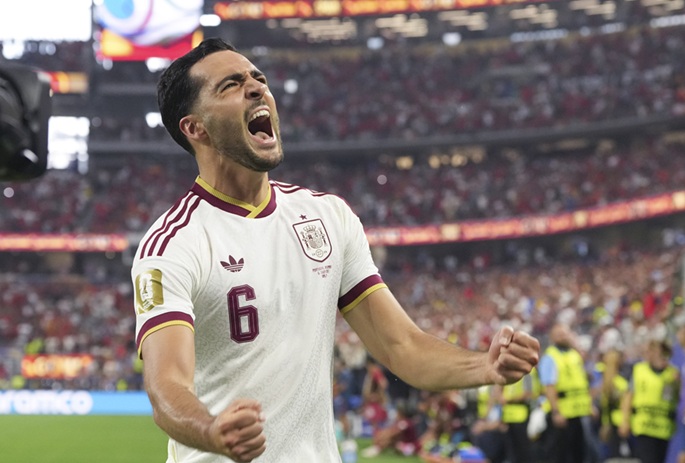 Mikel Merino of Spain celebrates the goal during the match with Portugal at the World Cup at Dallas Stadium in Dallas, the United States, July 6, 2026. Photo: Xinhua by Wu Xiaoling.